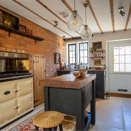 Little Oakley Cottage Sandford St Martin Exterior photo